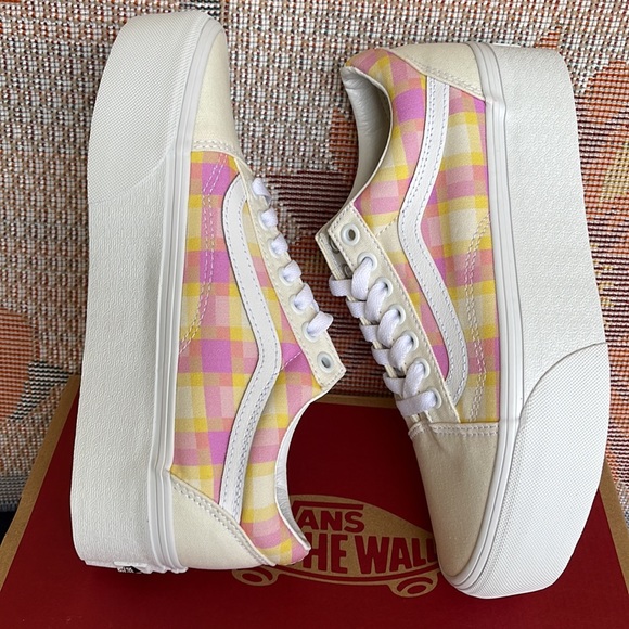 Vans WMNS Old Skool Stacked 
Pastel Picnic Pink Plaid
VN0A7Q5MGBX
Platforms - Picture 12 of 16